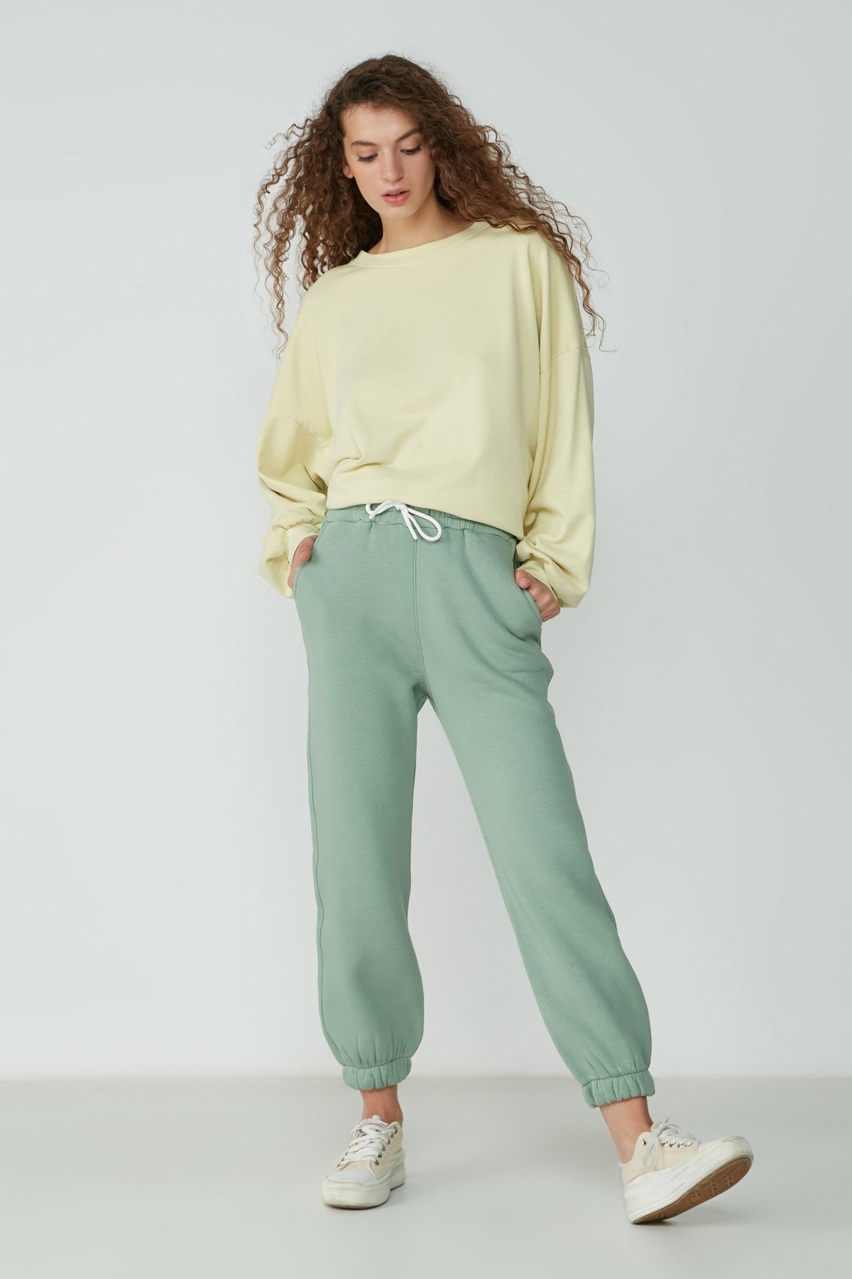 C&City Women Sweatpants 906 Pistachio Green