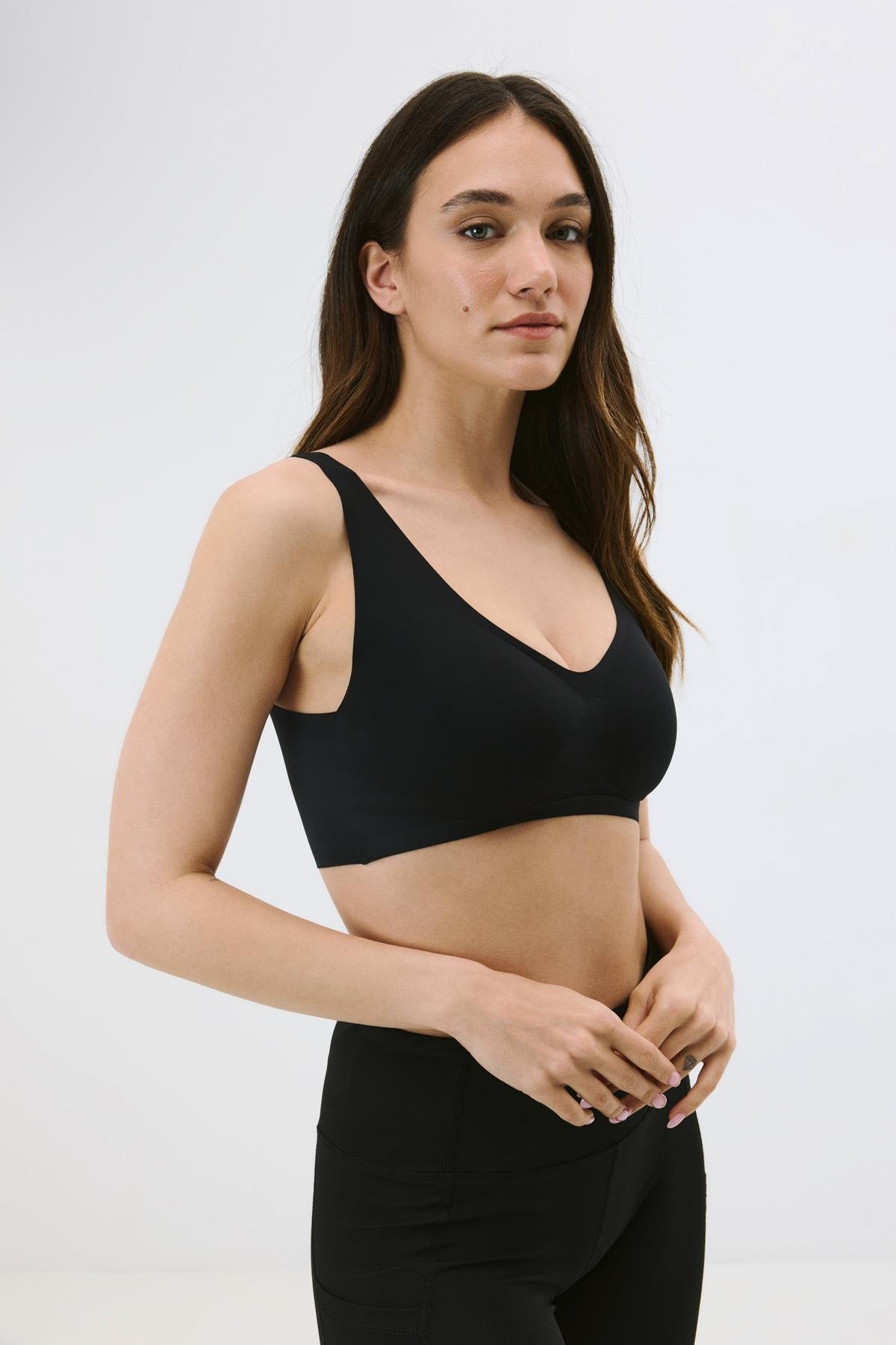 C&City Non-Wireless Seamless Laser Bra with Removable Pads C26125 Black