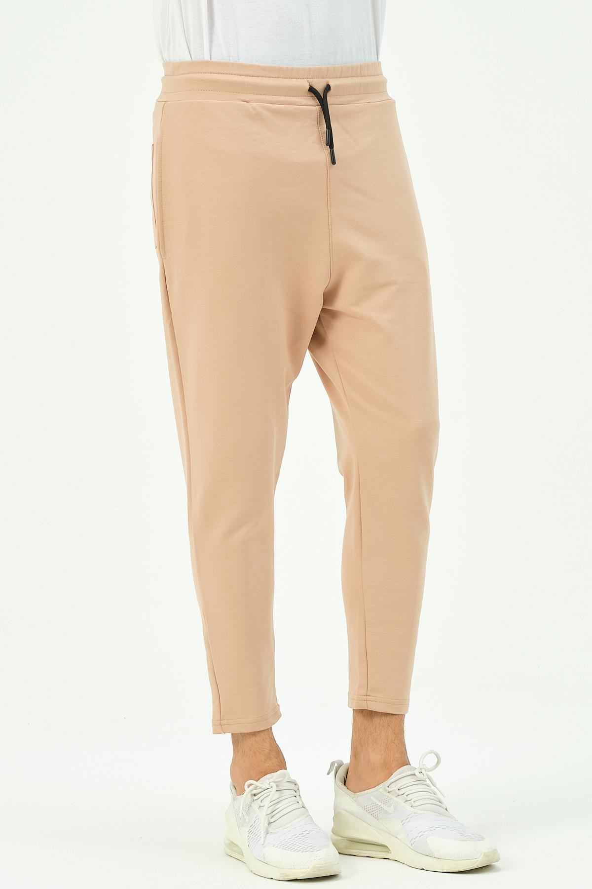 C&City Men Loose-Fit Straight Leg Sweatpants 785  Milky Brown Color