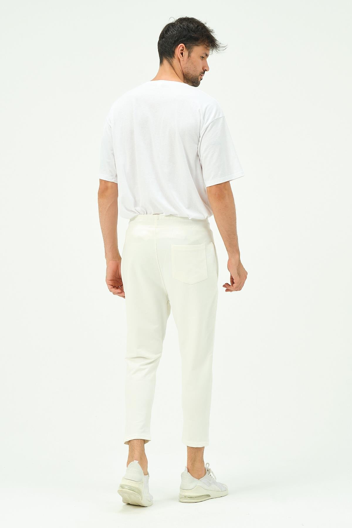 C&City Men Loose-Fit Straight Leg Sweatpants 785  Ecru