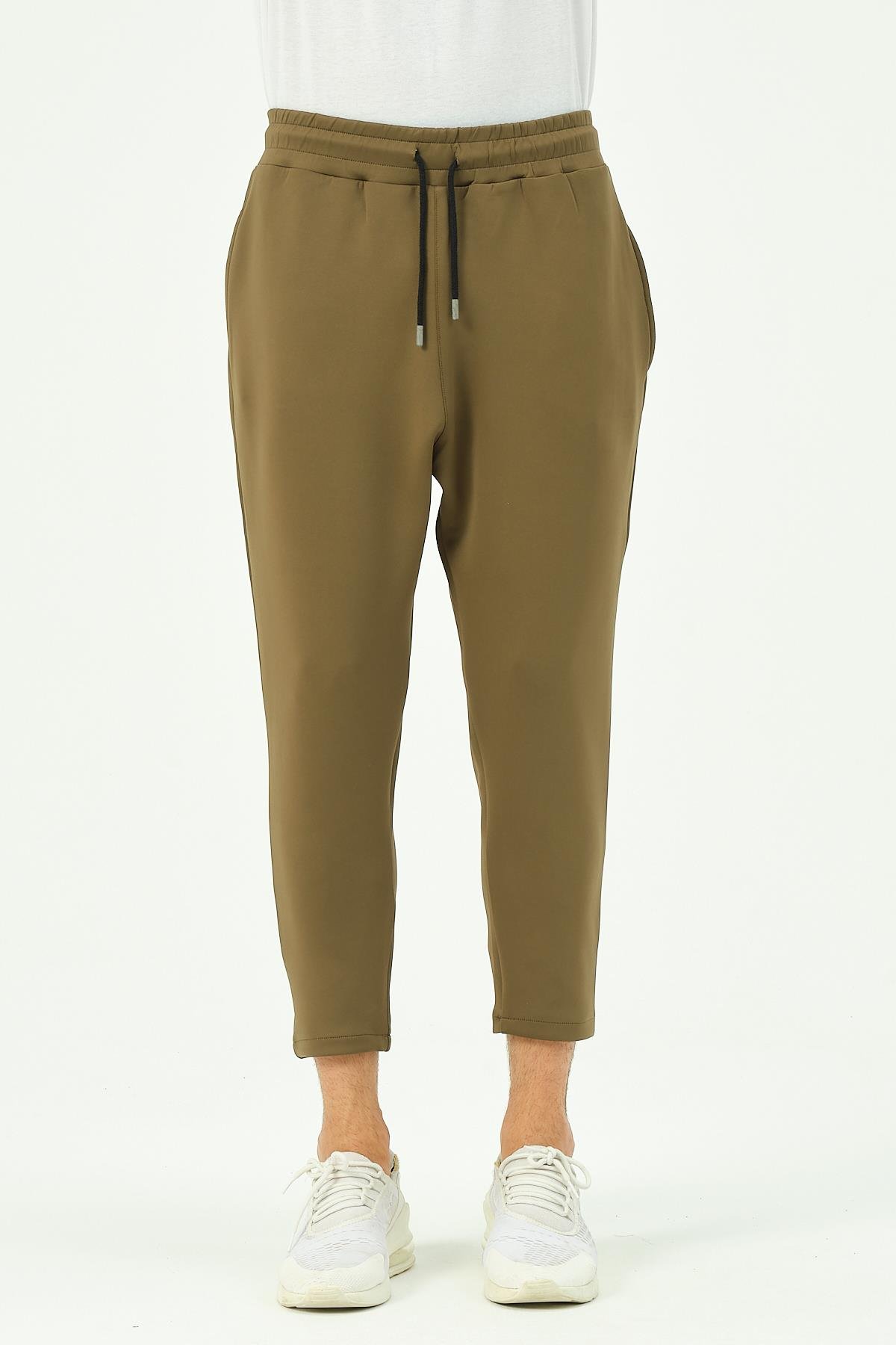 C&City Men Loose Cut Straight Leg Sweatpants with Back Pocket 856 Khaki