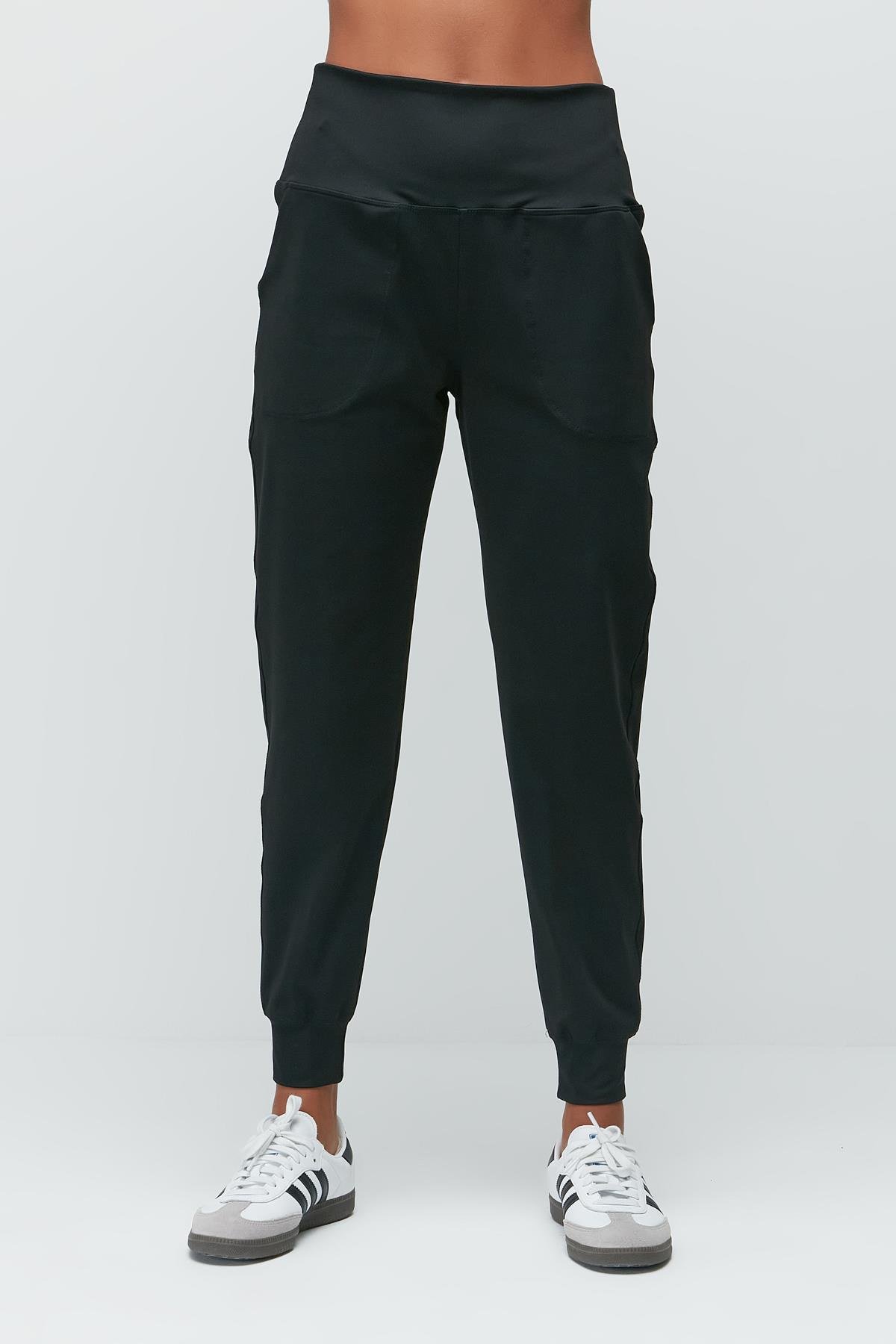 High Waist Cuffed Jogger Sweatpants 811 Black