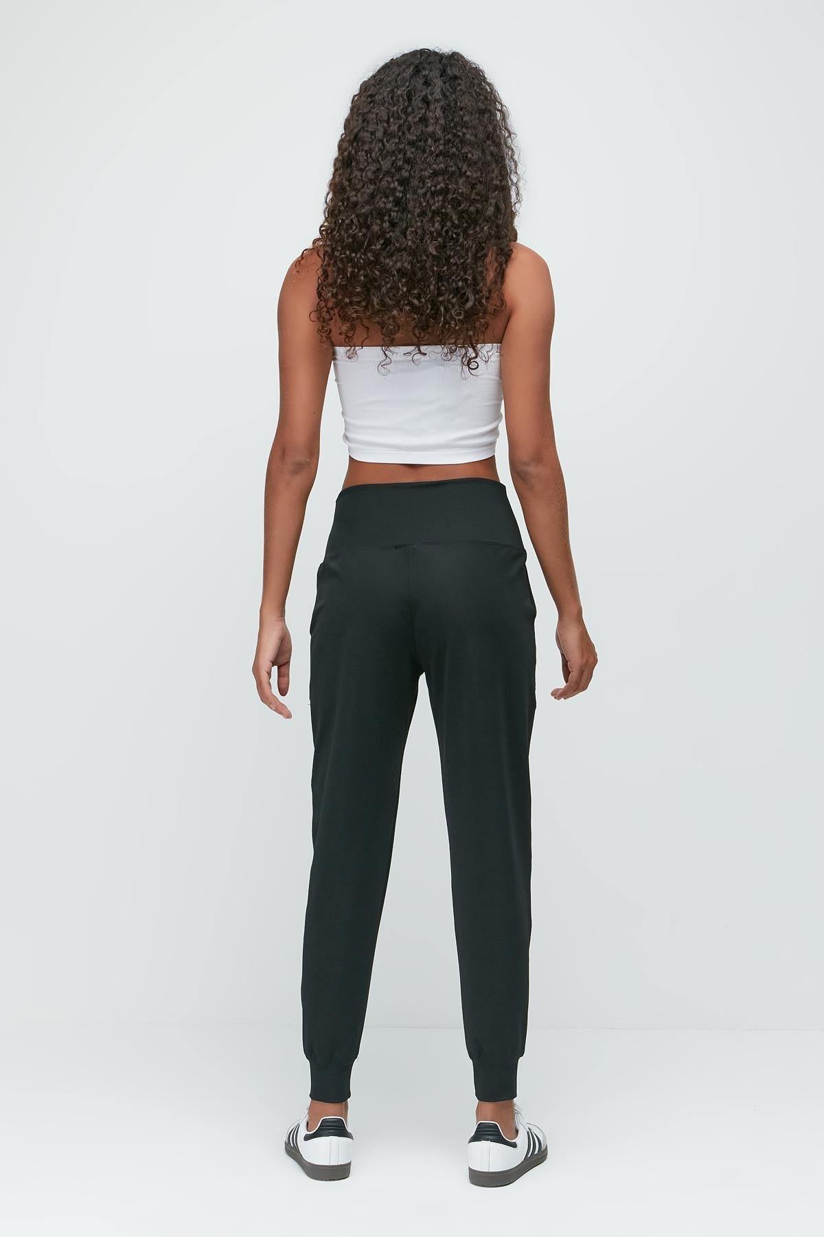 High Waist Cuffed Jogger Sweatpants 811 Black