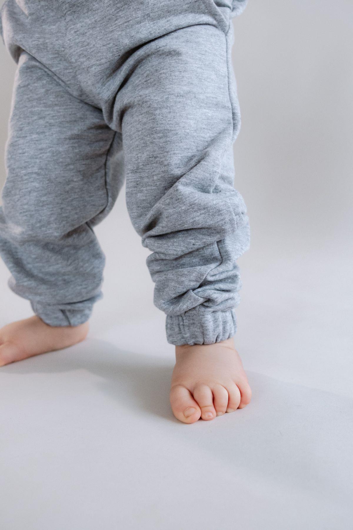 Boy's Elastic Cuffed Sweatpants 763 Grey