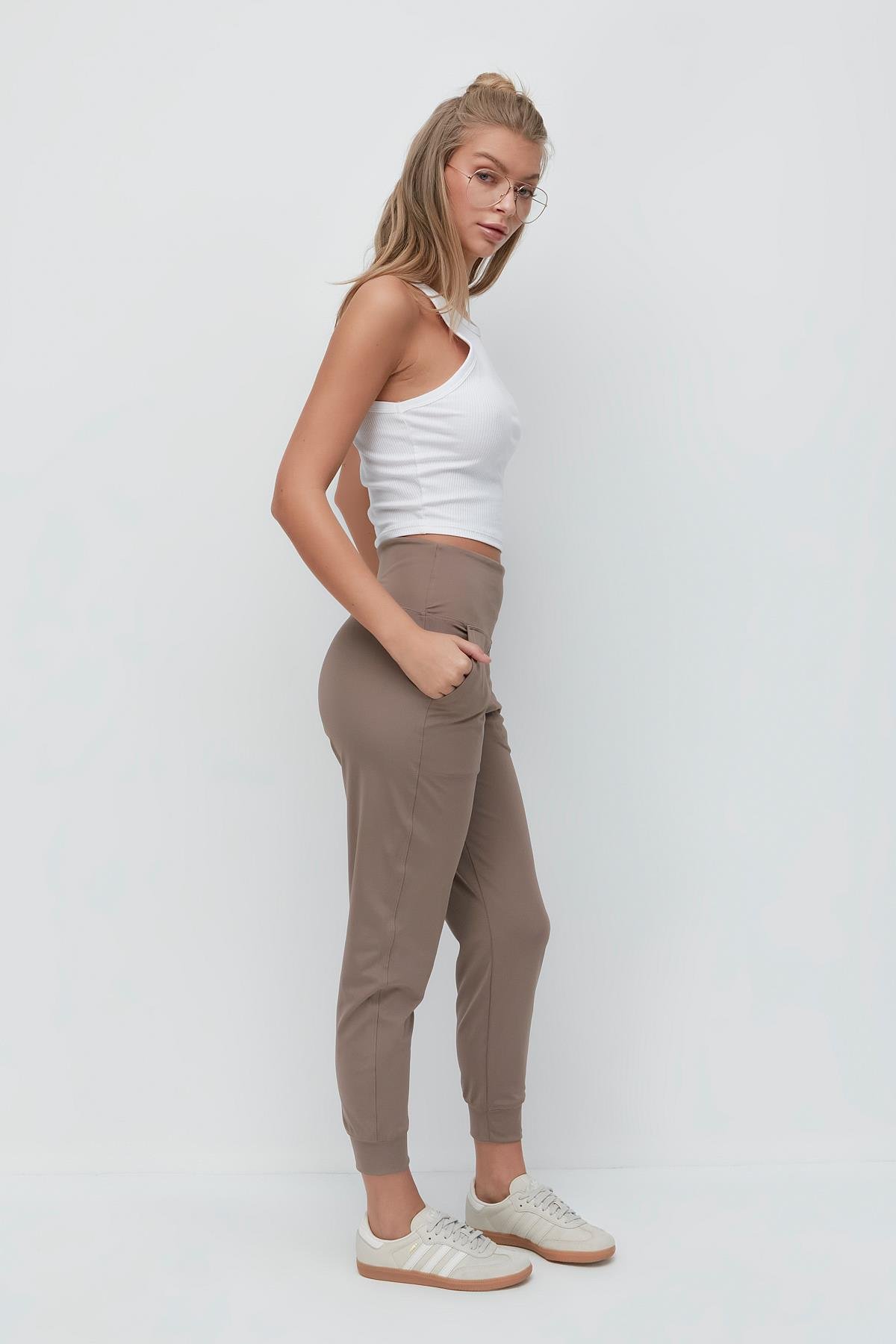 High Waist Cuffed Jogger Sweatpants 811 Brown