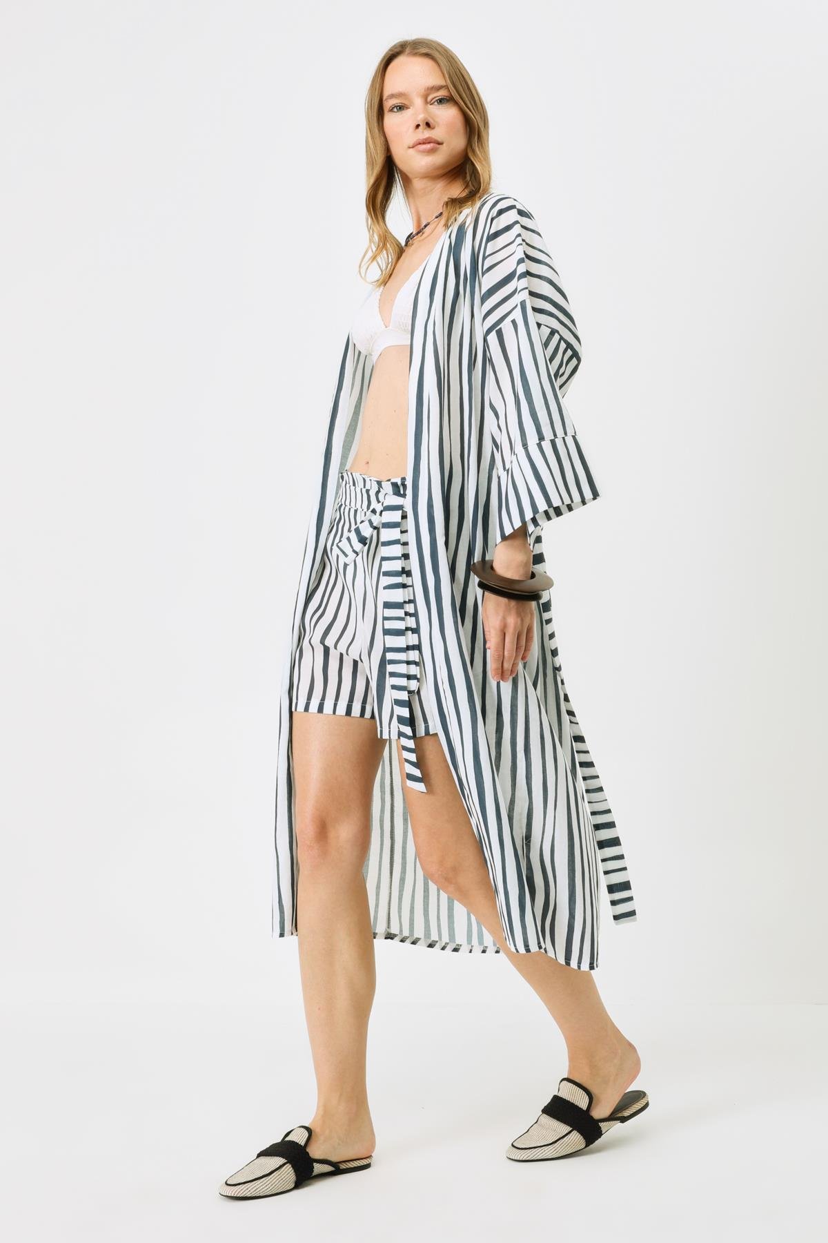 C&City Kimono Set with Shorts 9069 Blue/White