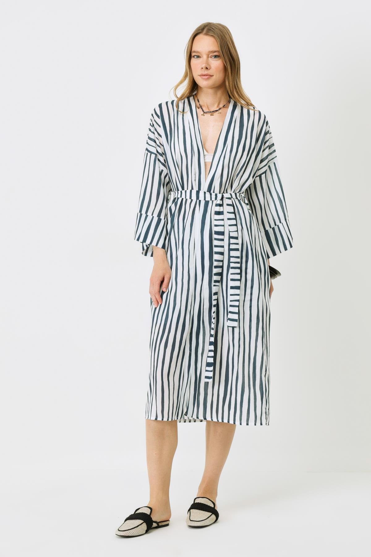 C&City Kimono Set with Shorts 9069 Blue/White