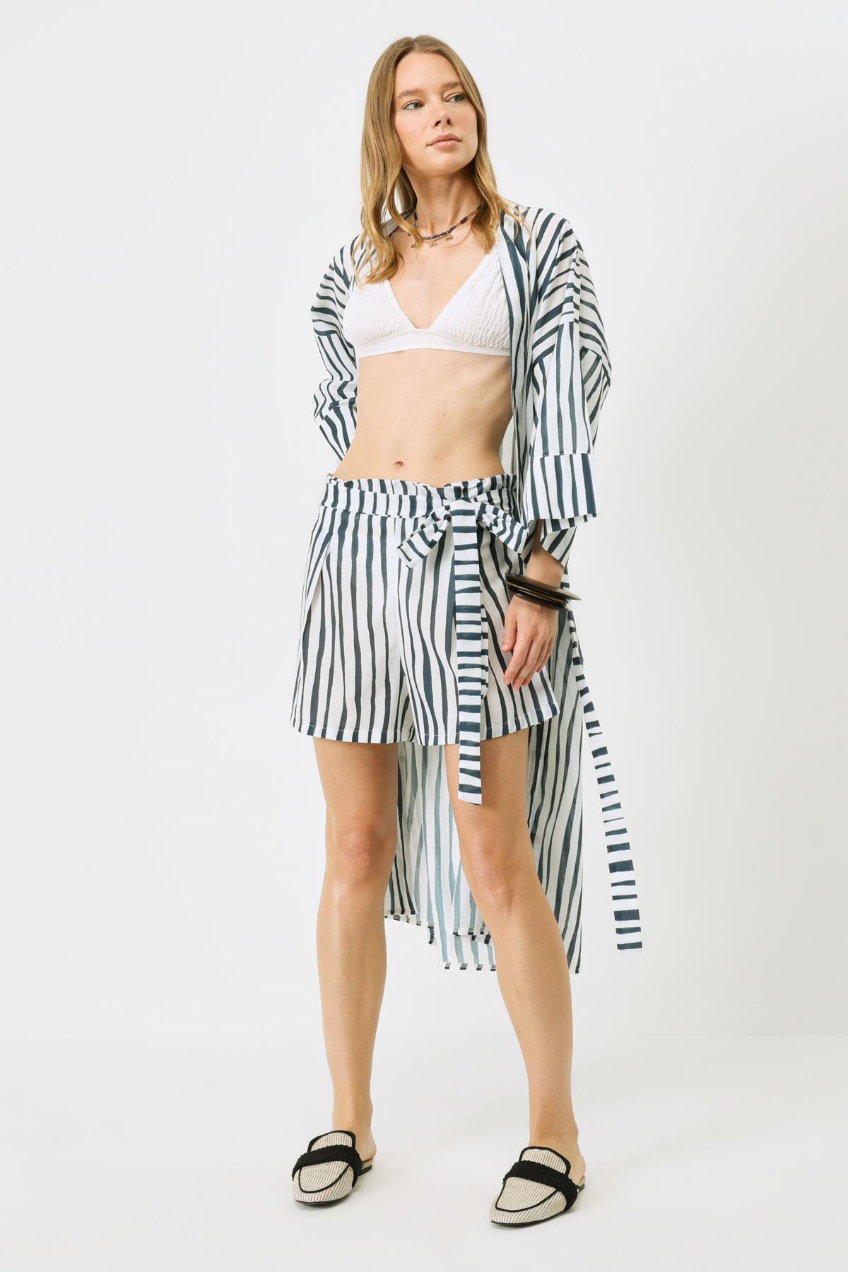 C&City Kimono Set with Shorts 9069 Blue/White