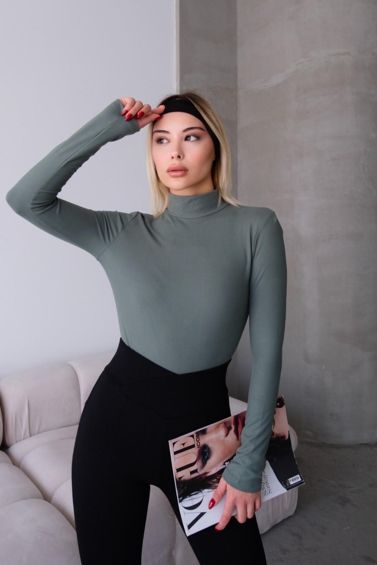 Kadın Yakalı Çıtçıtlı Termal Body 405155 / 409004 Haki