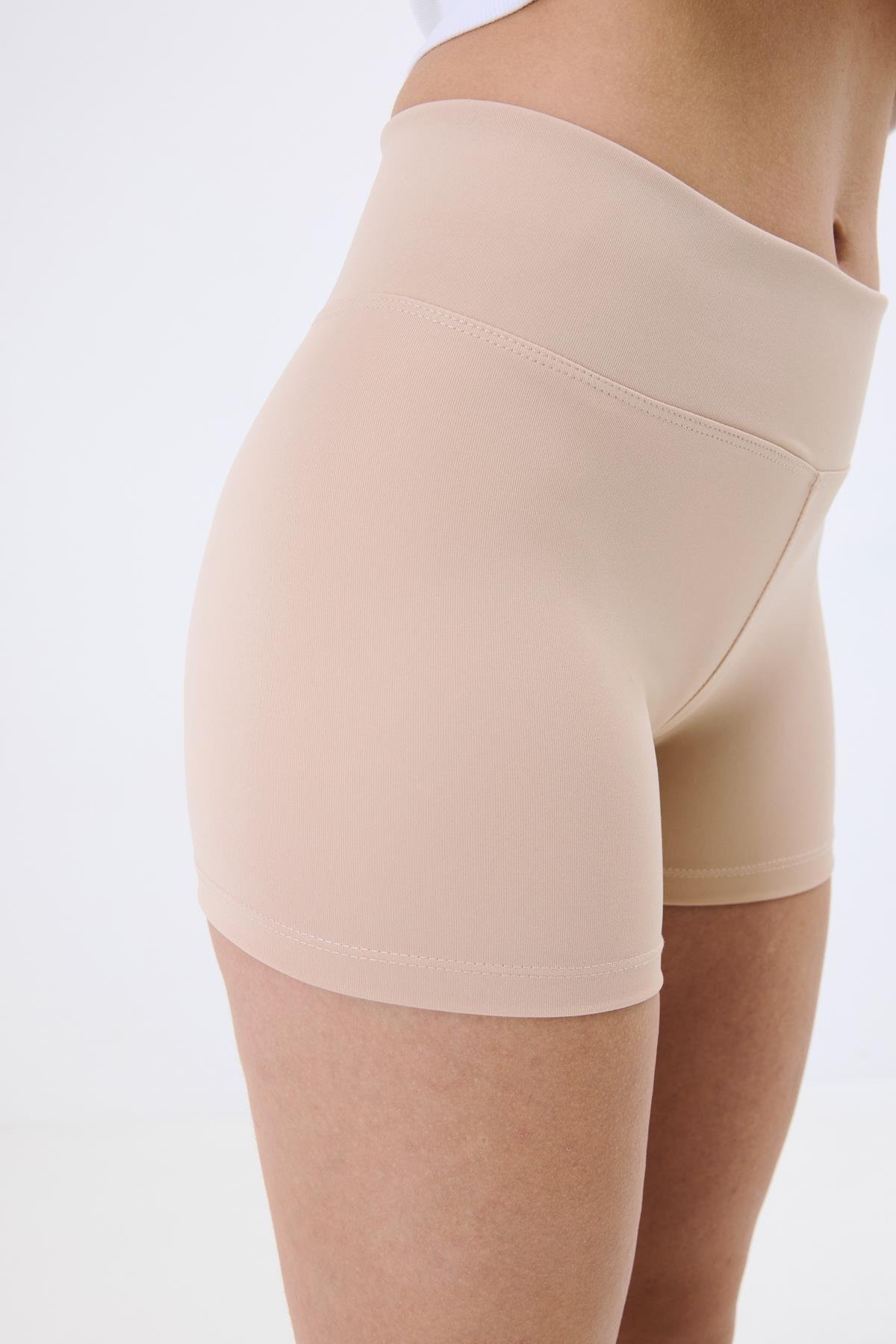 Active Kadın Yüksek Bel Şort Bej