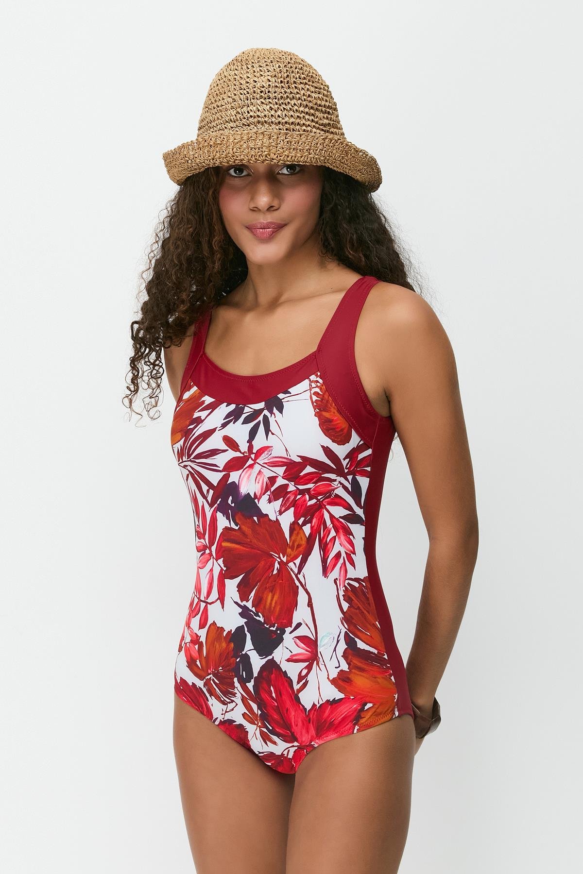 U-neck Swimsuit 7748 Red