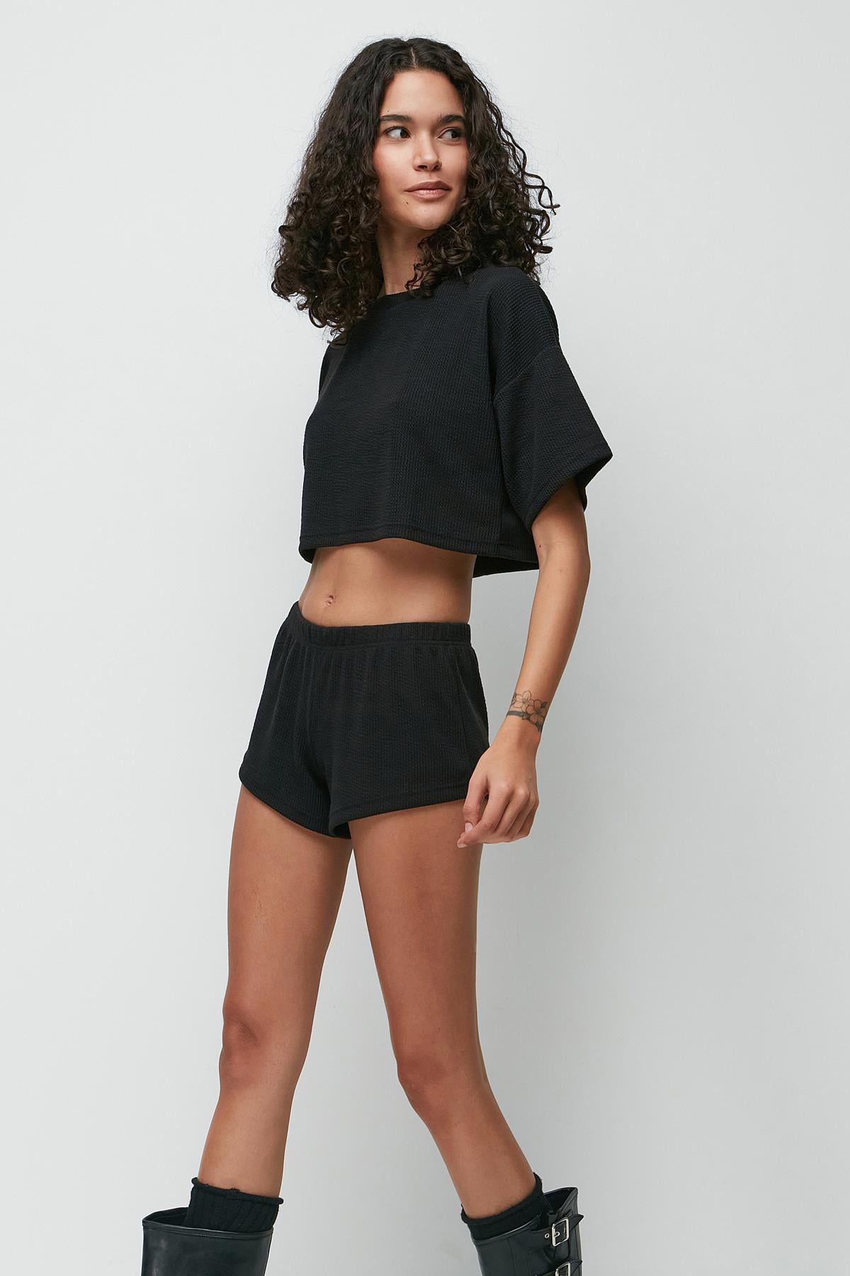 C&City Ribbed Short Sleeve T-Shirt Shorts Set 9137 Black