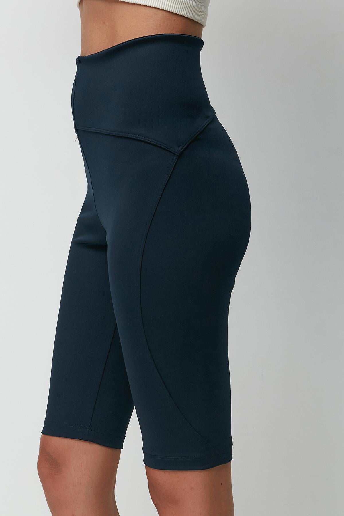 Karyoka High-Waisted Knee-Length Sports Shorts Leggings 9412 Navy Blue