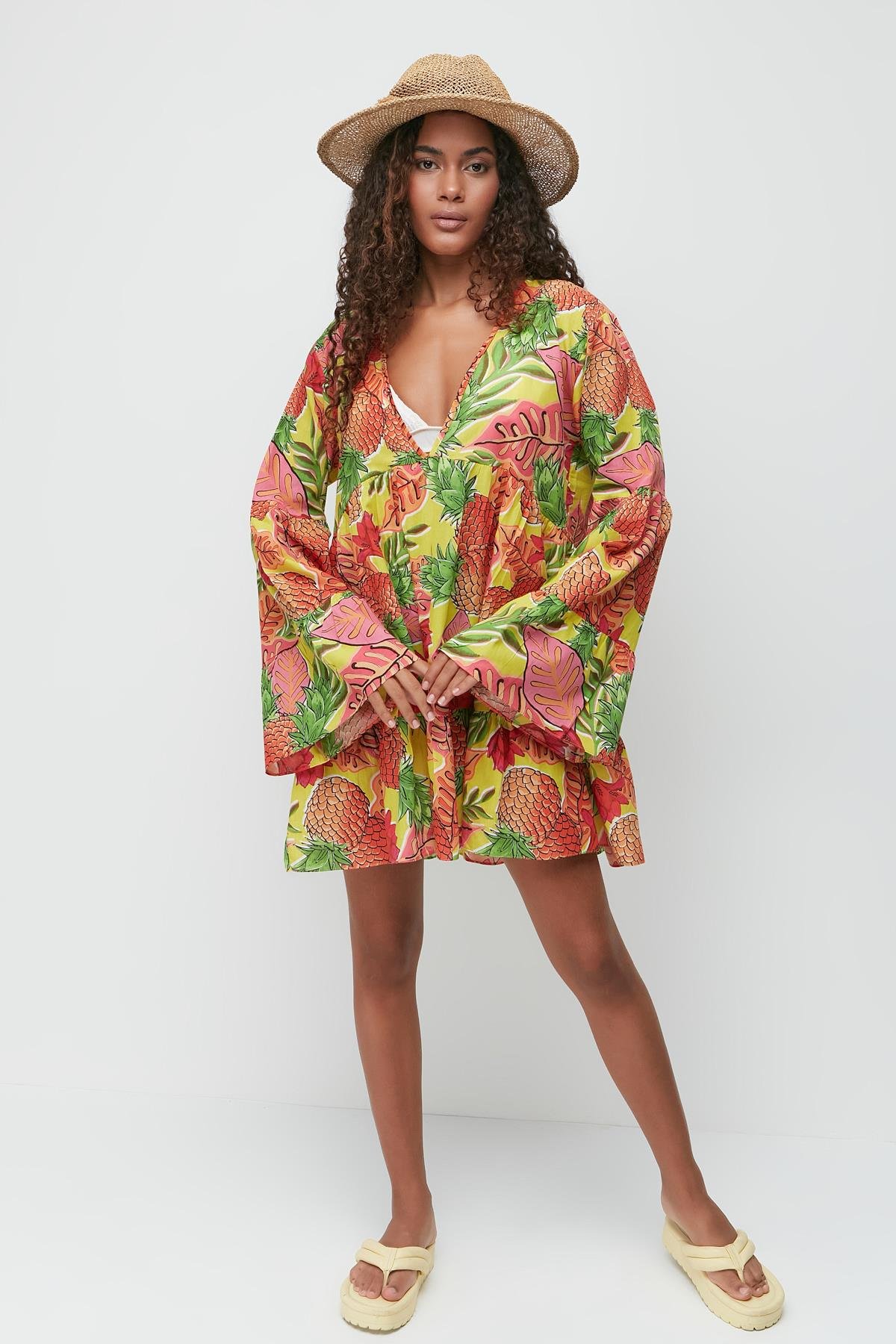 TCTY23SSPRO004-Ananas-1dc7de93.jpg